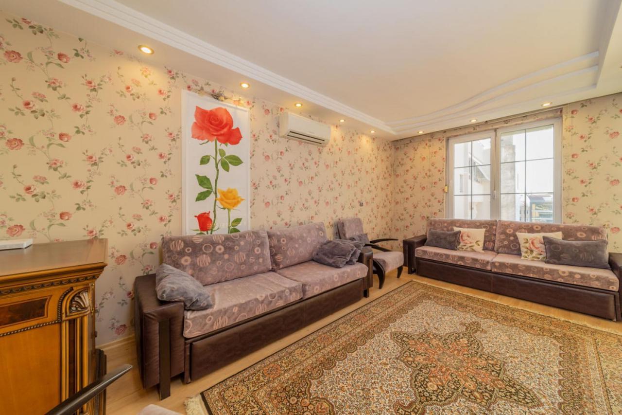 Lovely Flat With Sea View Near Beach In Muratpasa Antalya Exteriör bild